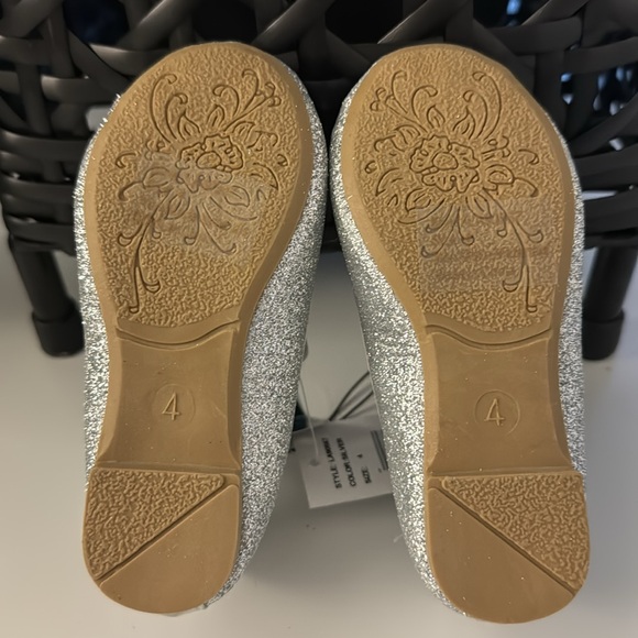 LAURA ASHLEY - NWT Toddler Girls Sparkle Glitter Dress Shoes - size 4 - Picture 6 of 6